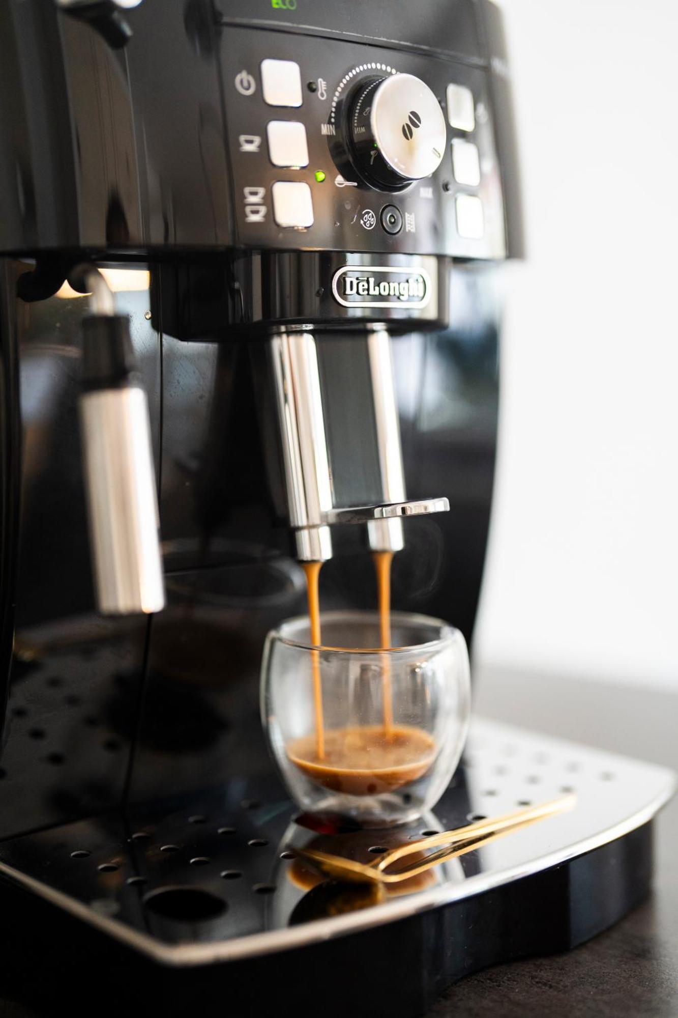 Yay - 65M2 Apartment Am Bahnhof - Smart Tv - Internet - Kaffee - Waschmaschine - Trockner Mühldorf エクステリア 写真