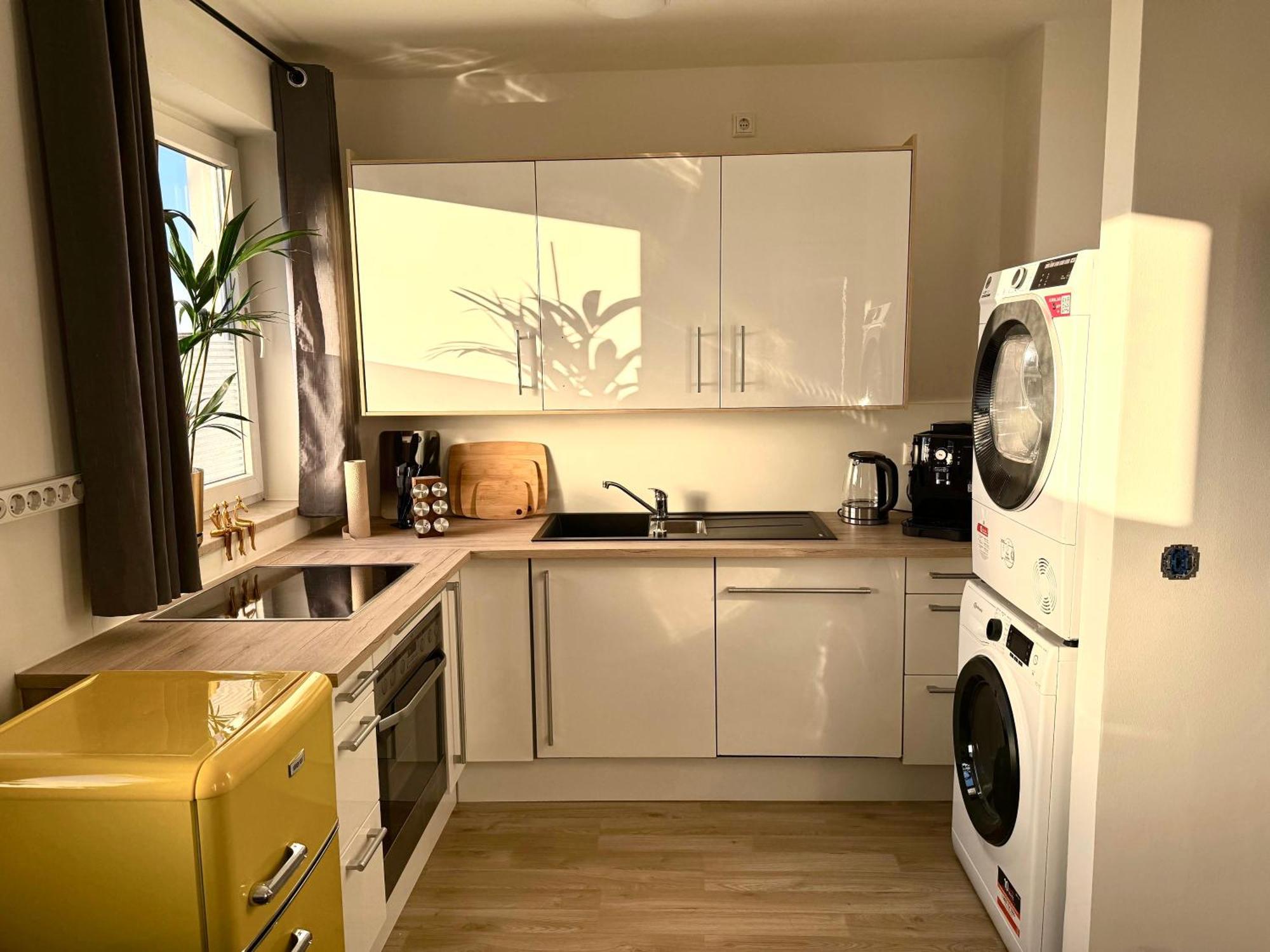 Yay - 65M2 Apartment Am Bahnhof - Smart Tv - Internet - Kaffee - Waschmaschine - Trockner Mühldorf エクステリア 写真