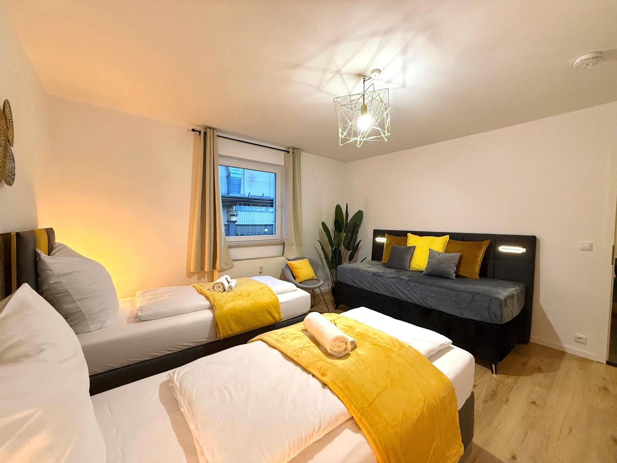 Yay - 65M2 Apartment Am Bahnhof - Smart Tv - Internet - Kaffee - Waschmaschine - Trockner Mühldorf エクステリア 写真