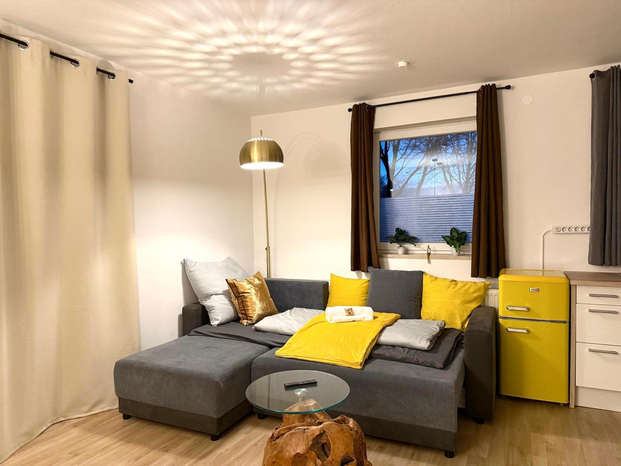 Yay - 65M2 Apartment Am Bahnhof - Smart Tv - Internet - Kaffee - Waschmaschine - Trockner Mühldorf エクステリア 写真